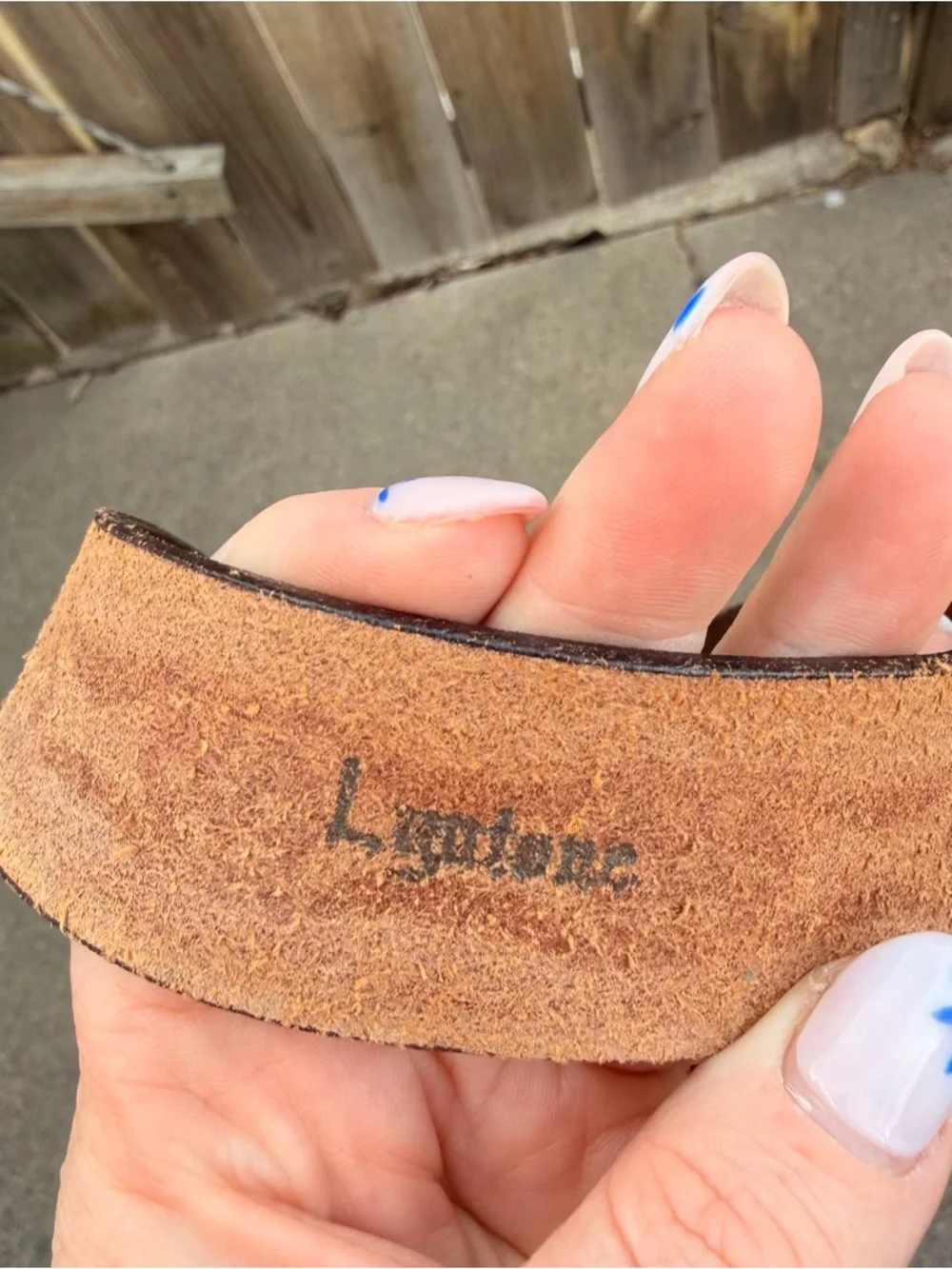 Vintage Embossed Brown Leather Belt Size 32